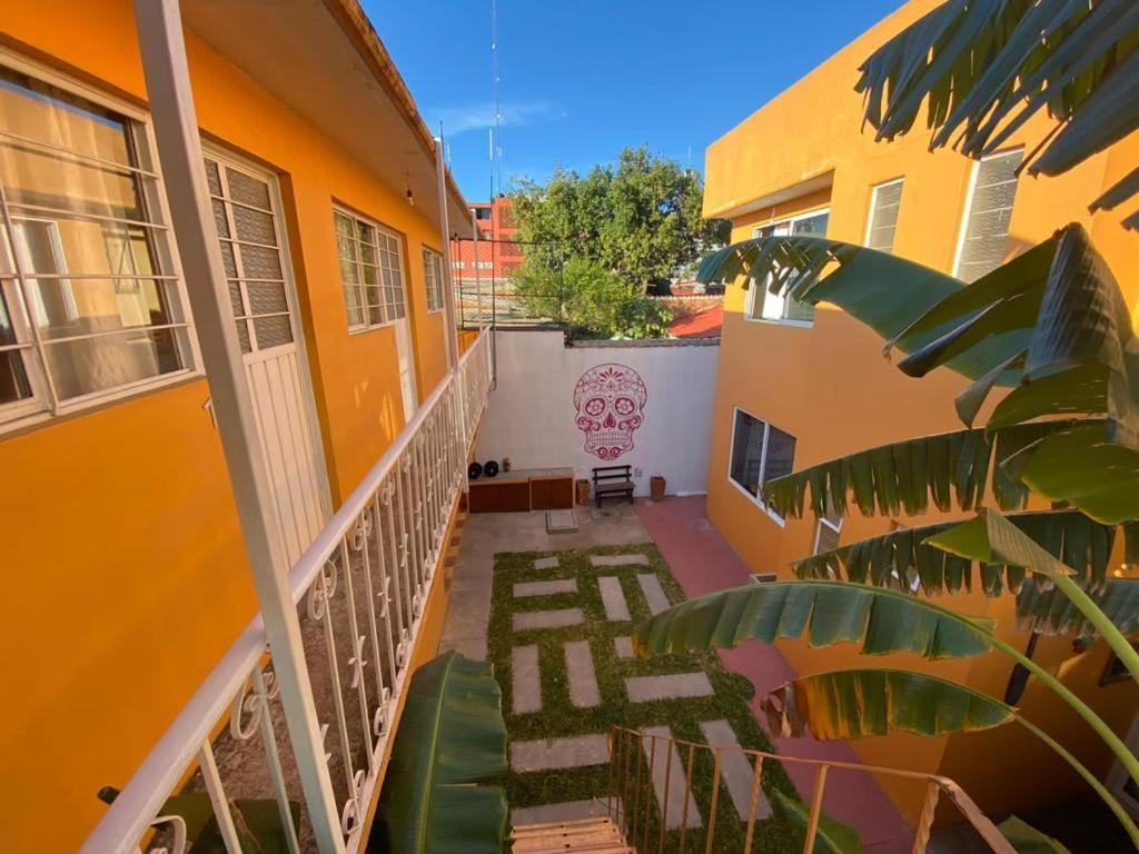 Los Nardos Hostel -Pet Friendly- オアハカ州 エクステリア 写真